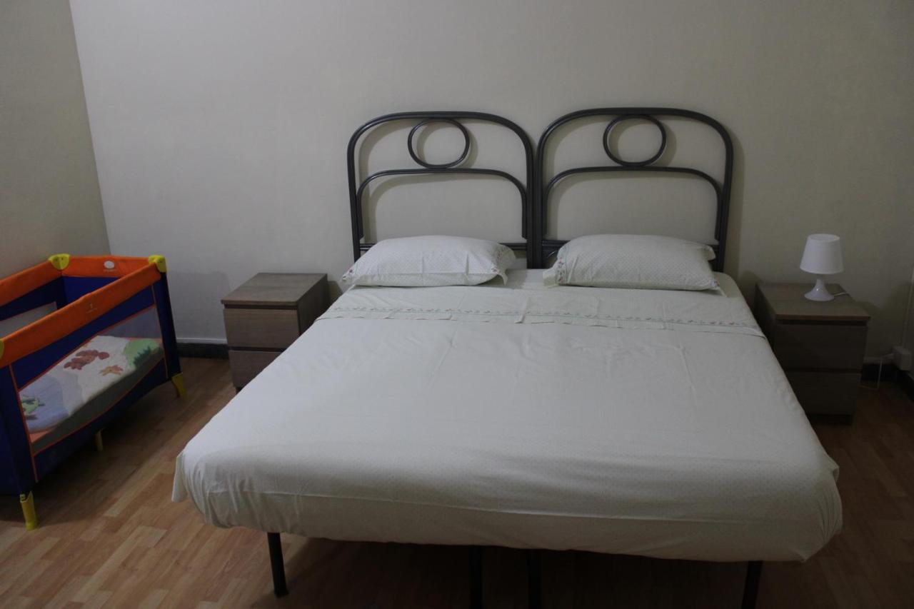 Appartamento In Villa Pianterreno Acireale Buitenkant foto